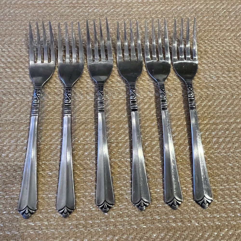 Vintage ORLEANS ORL31 STAINLESS Salad Forks (6)